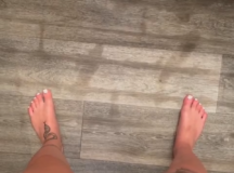 She Pees Standing Up!
